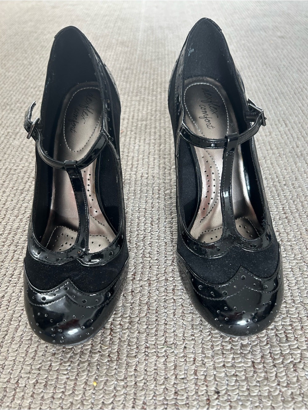 dexflex comfort Black Patent & Suede T-Strap Heels